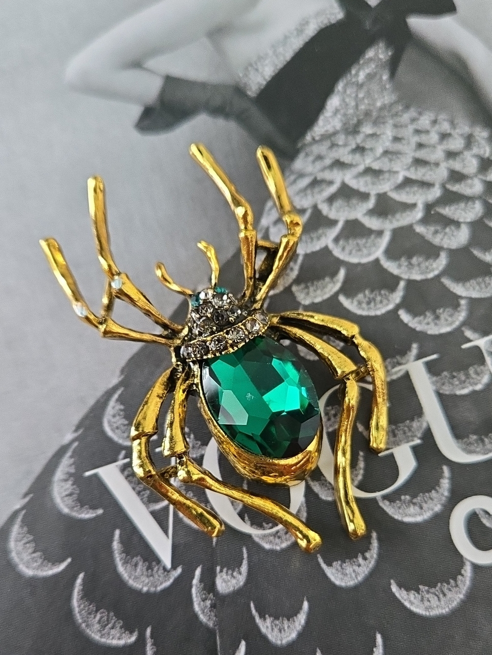 Collectif Gold Spider Brooch with Emerald Green Stone, NWOT